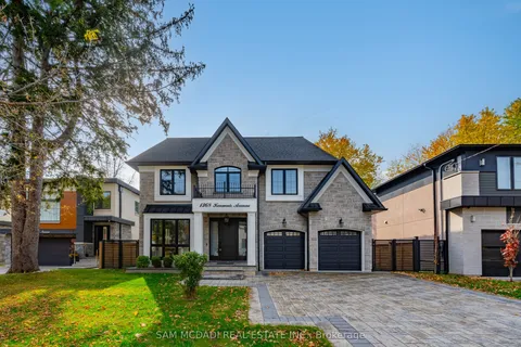 1368 Kenmuir Avenue, ON L5G 4B4