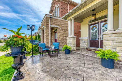 4699 Irena Avenue, Burlington, ON L7M 0K2