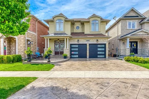 4699 Irena Avenue, Burlington, ON L7M 0K2