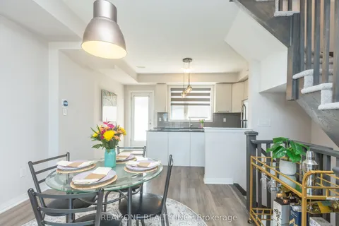 203 Downsview Park Boulevard, ON M3K 0C8