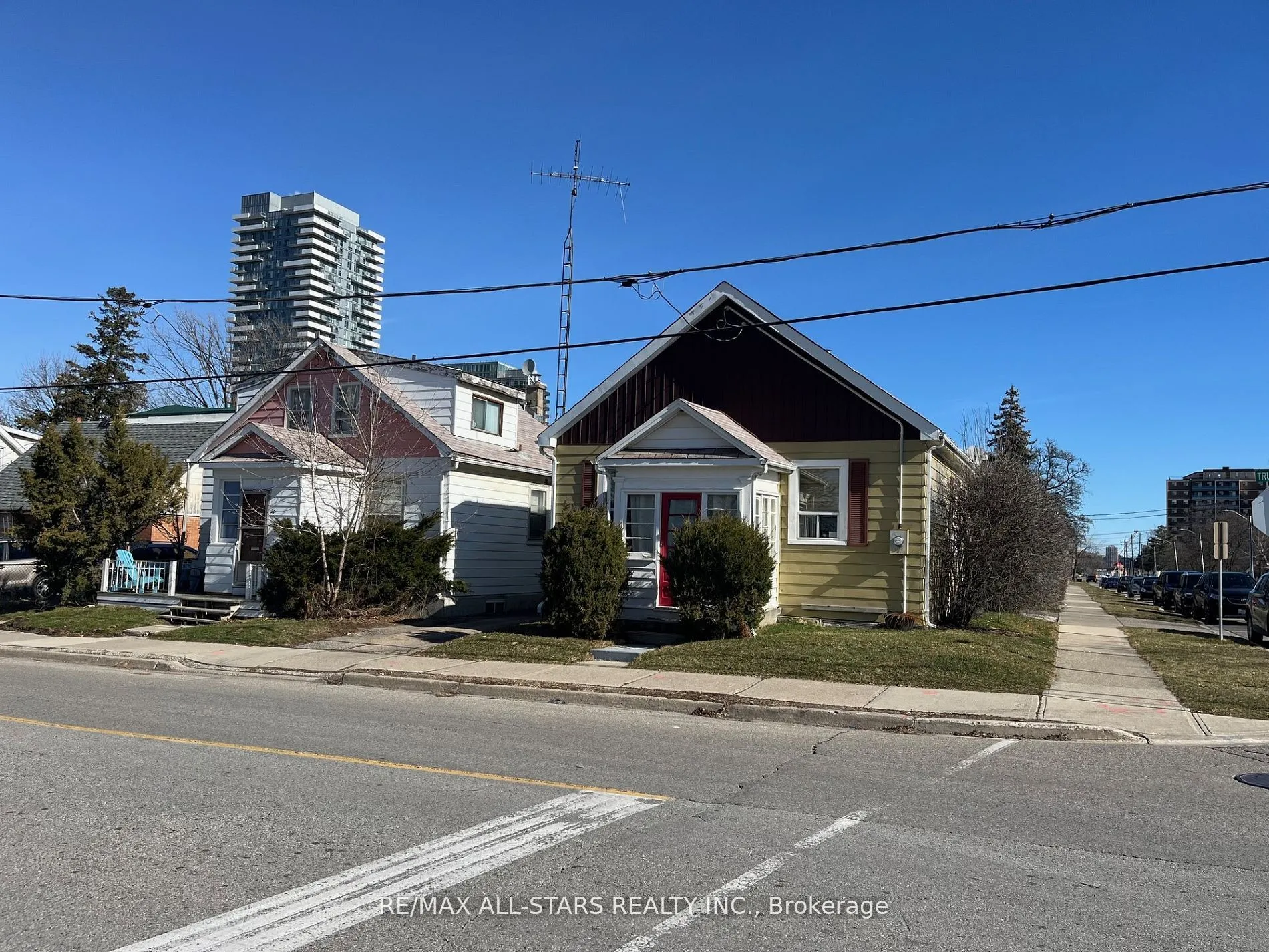34 Trueman Street, ON L6W 3B3