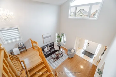 5467 Blue Spruce Avenue, ON L7L 7C6
