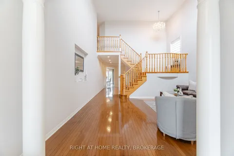 5467 Blue Spruce Avenue, ON L7L 7C6