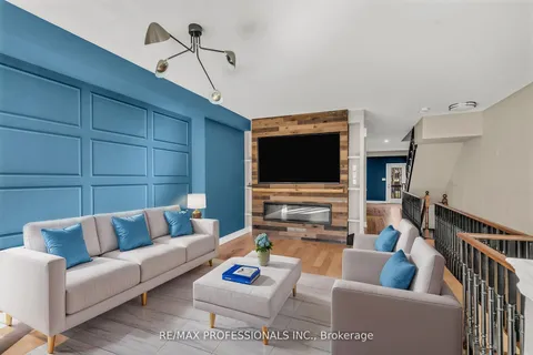 74 Dryden Way, ON M9R 0B2