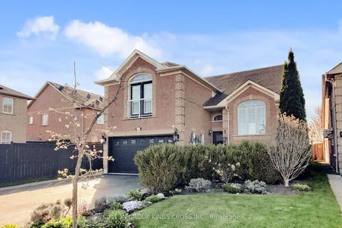 118 Van Scott Drive, ON L7A 1N4