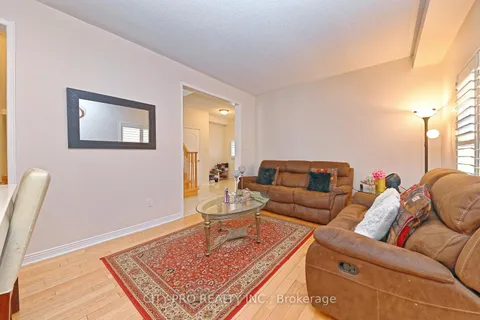 7302 Rosehurst Drive, Mississauga, ON L5N 8H1