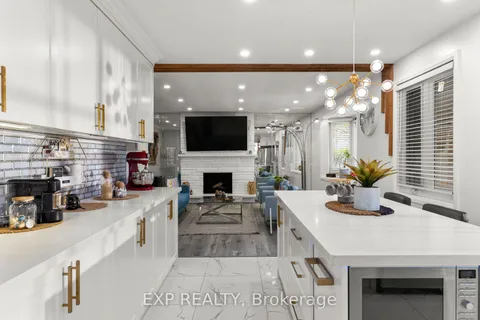 1626 Park Royale Boulevard, ON L5E 2Z8