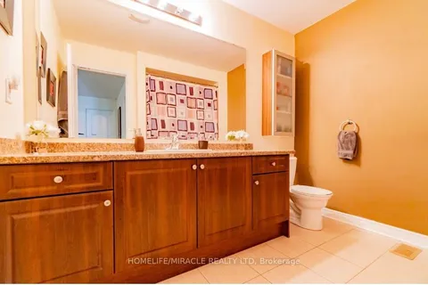 11 Lorenzo Circle, ON L6R 0Z9