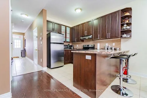 11 Lorenzo Circle, ON L6R 0Z9