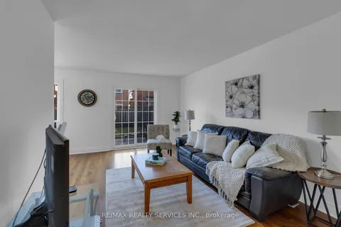 13 Cashel Street, ON L6Z 2X6