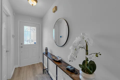 13 Cashel Street, ON L6Z 2X6
