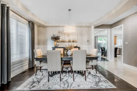 323 McDougall Crossing, ON L9T 0N5