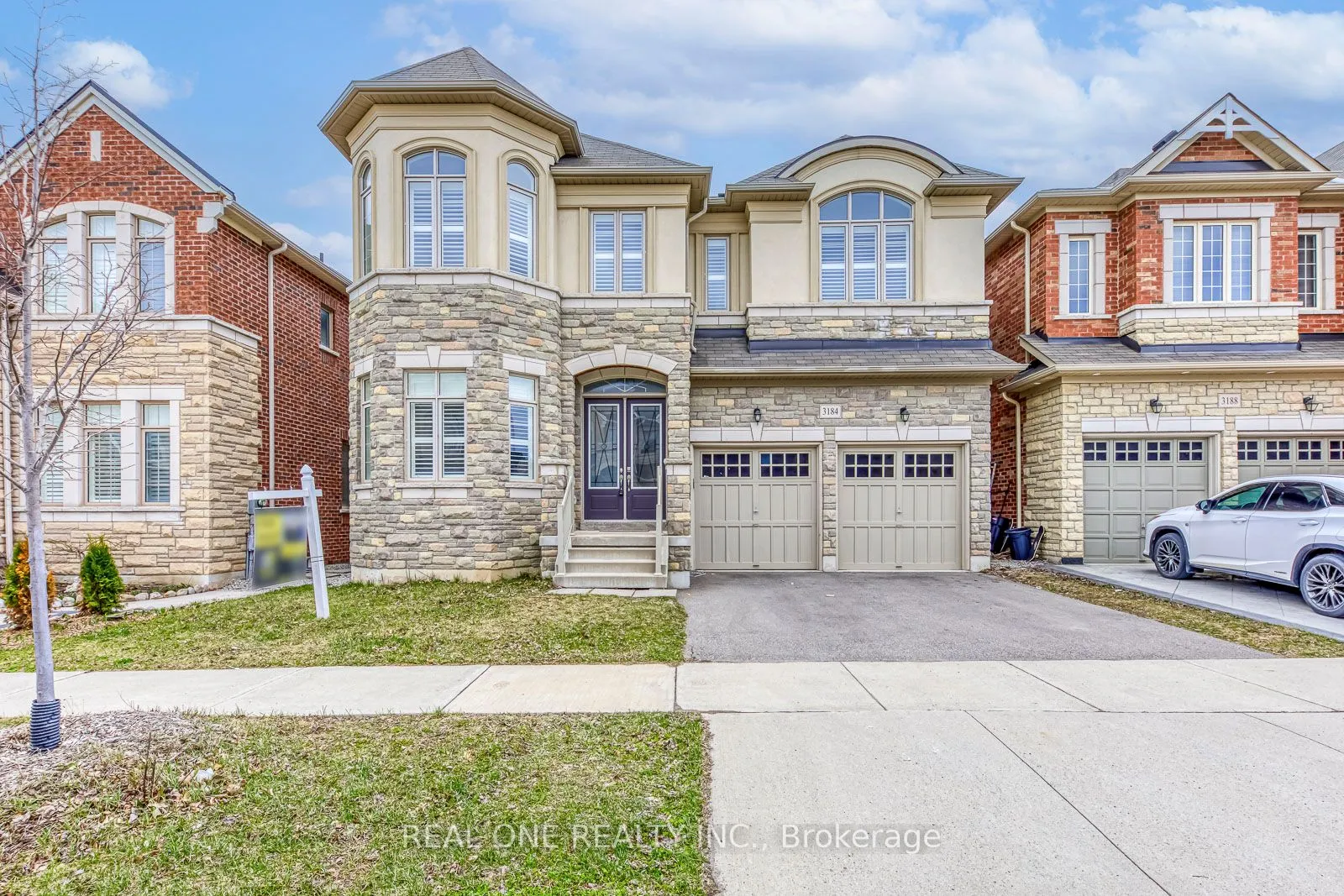 3184 William Rose Way, ON L6H 7H5