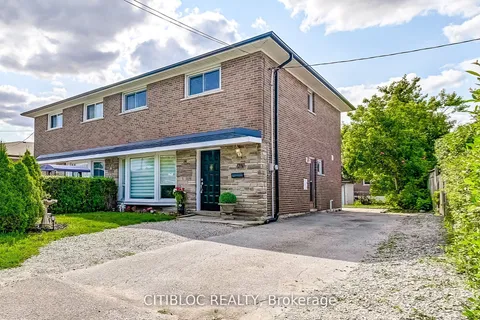 28 Navenby Crescent, ON M9L 1B2