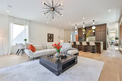 920 Calder Road, Mississauga, ON L5J 2N7
