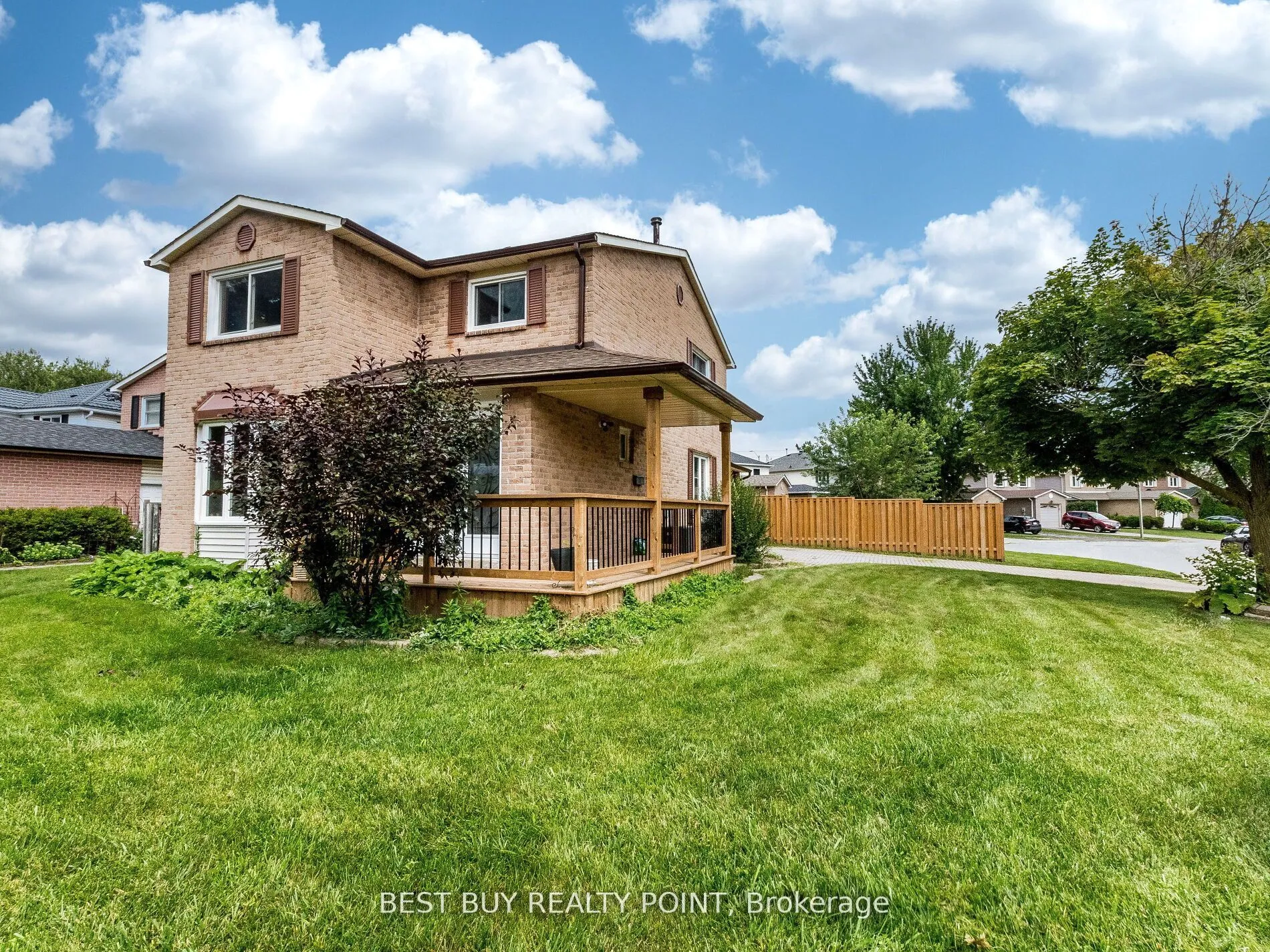 6347 Martel Court, ON L5N 3H6