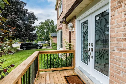 6347 Martel Court, ON L5N 3H6