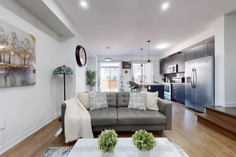 74 Doris Pawley Crescent, ON L7C 3M8