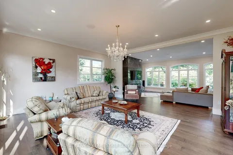 1286 Cambridge Drive, ON L6J 1S1