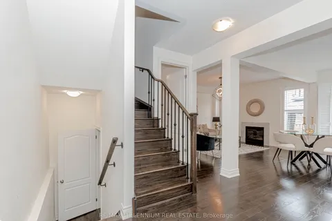 1238 Bowell Crescent, ON L9E 1J7