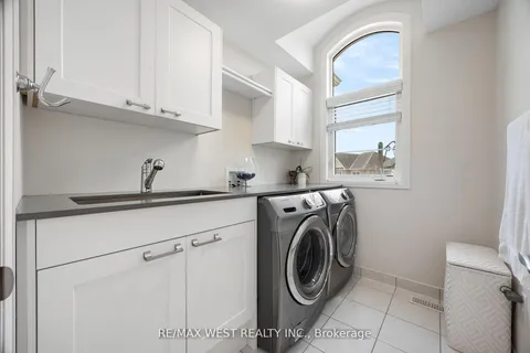 109 Masterman Crescent, ON L6M 0W9