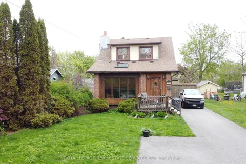 1083 Seneca Avenue, ON L5G 3X4
