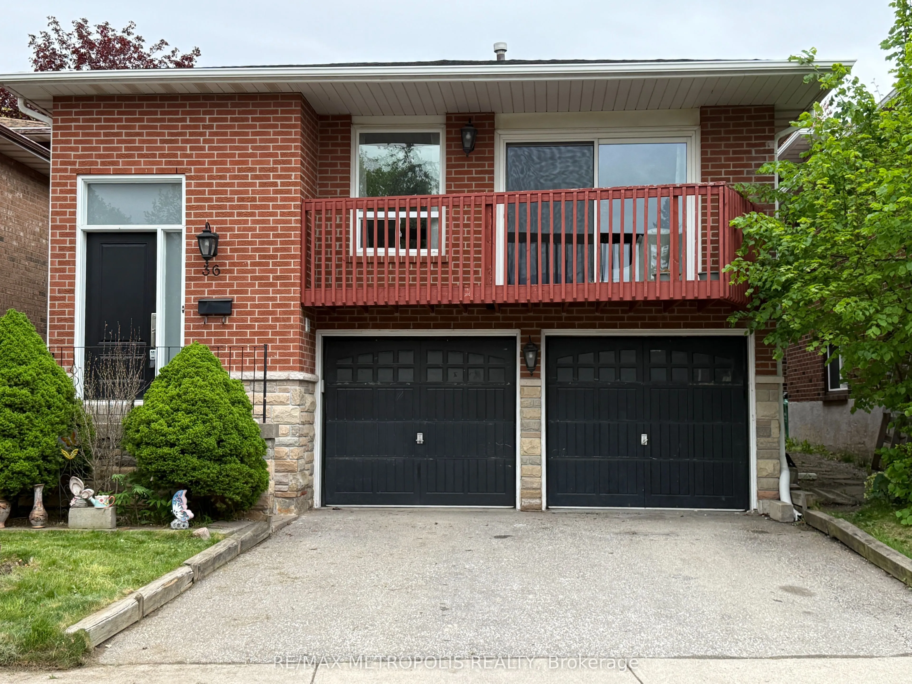36 Tanager Square, ON L6Z 1Z2