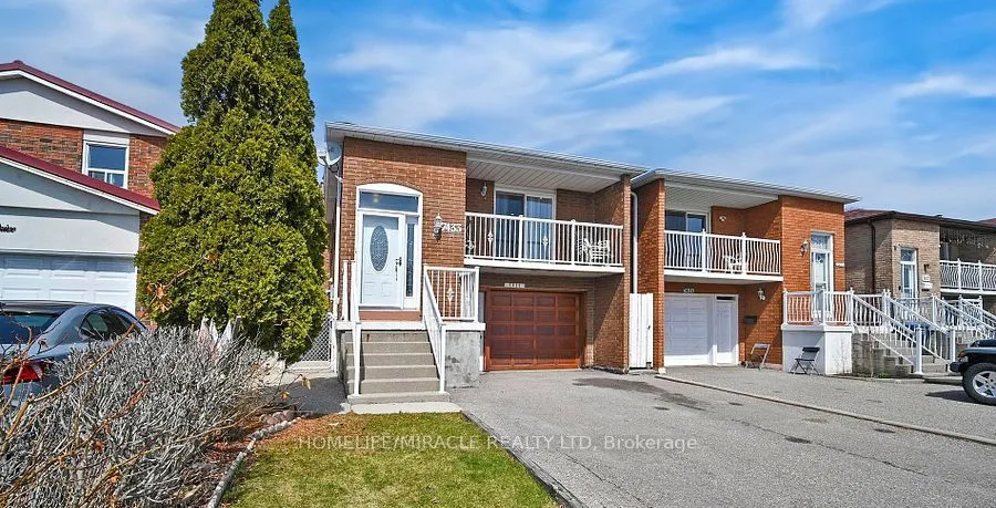 7433 Sigsbee Drive, ON L4T 3S5