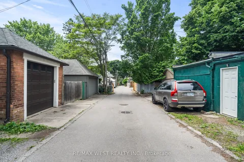 55 Lynd Avenue, ON M6R 1T8