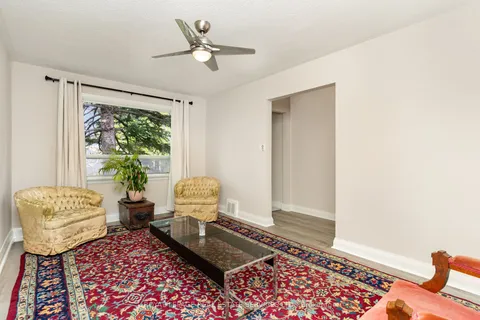 62 Nash Drive, Toronto, ON M3M 2L5