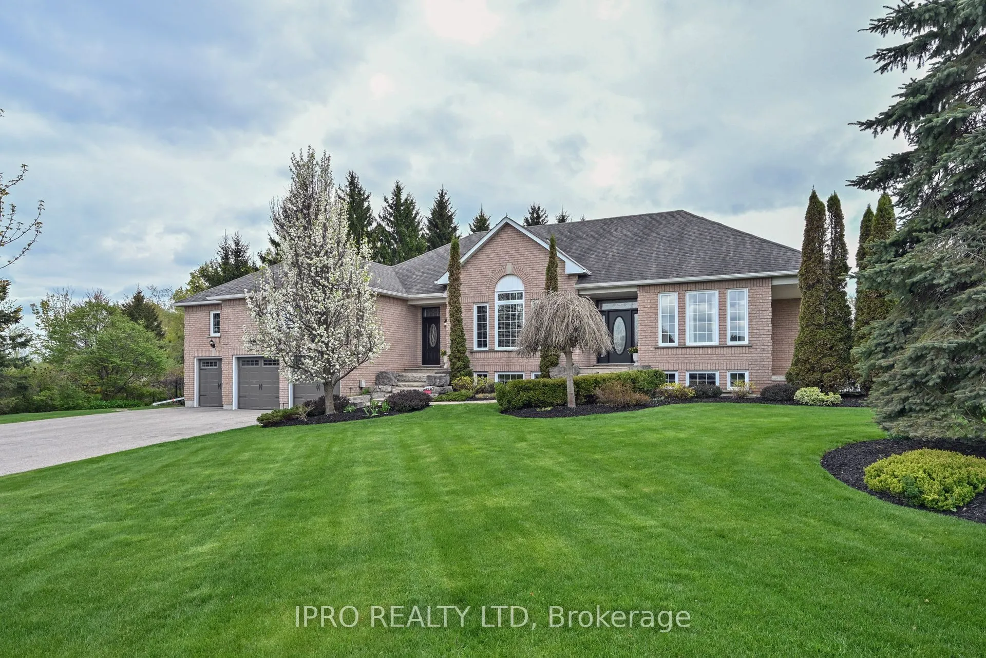 23 Giles Road, ON L7K 0B6