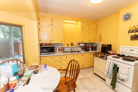 325 Broadway N/A, ON L9W 1L4