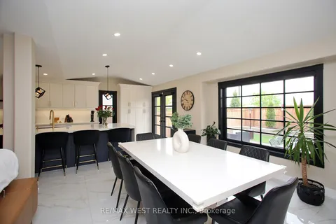 4 Gray Park Drive, ON L7E 2N3