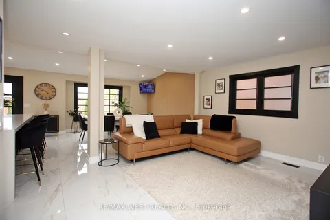 4 Gray Park Drive, ON L7E 2N3