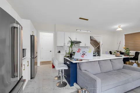 10 Tweedhill Avenue, ON L7C 4K5