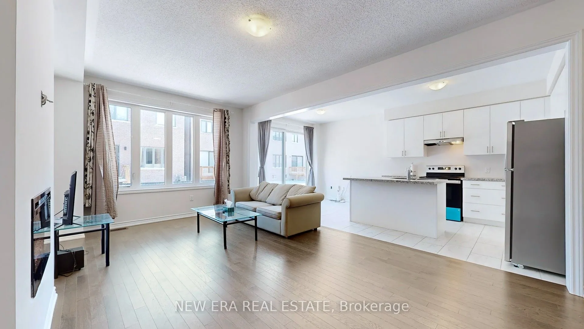 19 Lippa Drive, ON L7C 1Z9