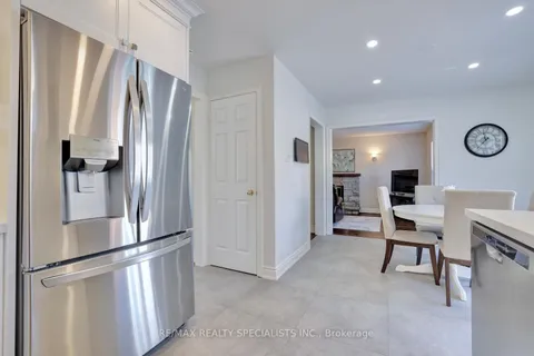 4705 Rathkeale Road, ON L5V 1J8