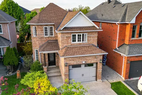 2129 Glenfield Road, ON L6M 3S4