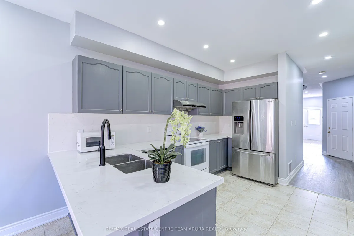 92 Gulfbrook Circle, ON L6Z 0G4