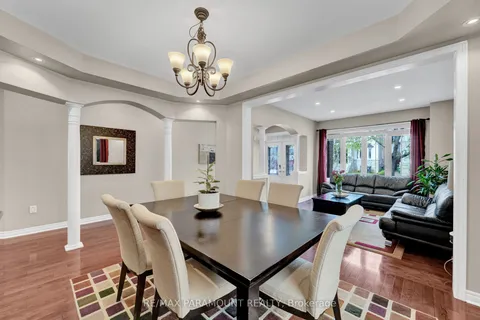 8 Eaglelanding Drive, ON L6P 2T7