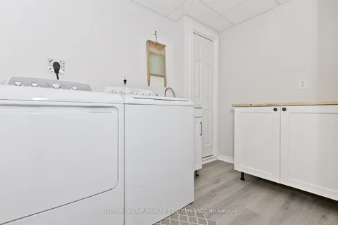 3945 Foxwood Avenue, ON L5N 7V4