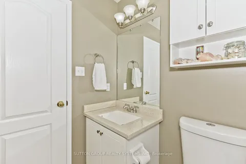 3945 Foxwood Avenue, ON L5N 7V4