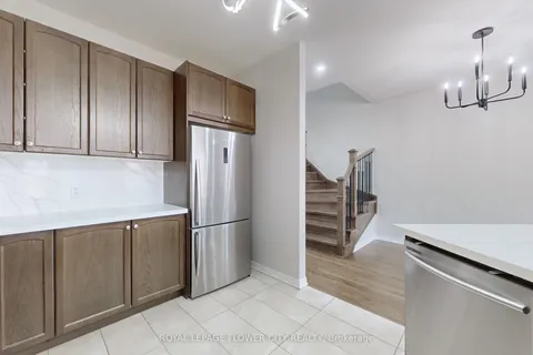 52 Valley Lane, ON L7C 4C9