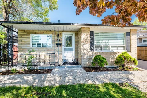 32 Madoc Drive, ON L6V 1Z9