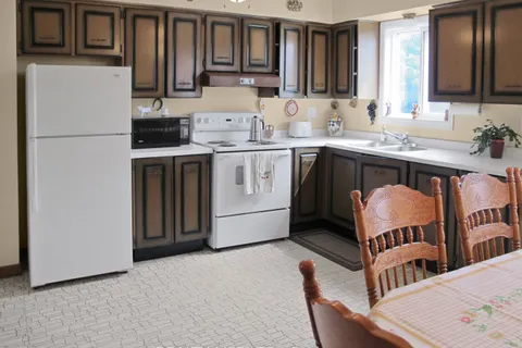 61 Cameron Avenue, ON M6M 1R1