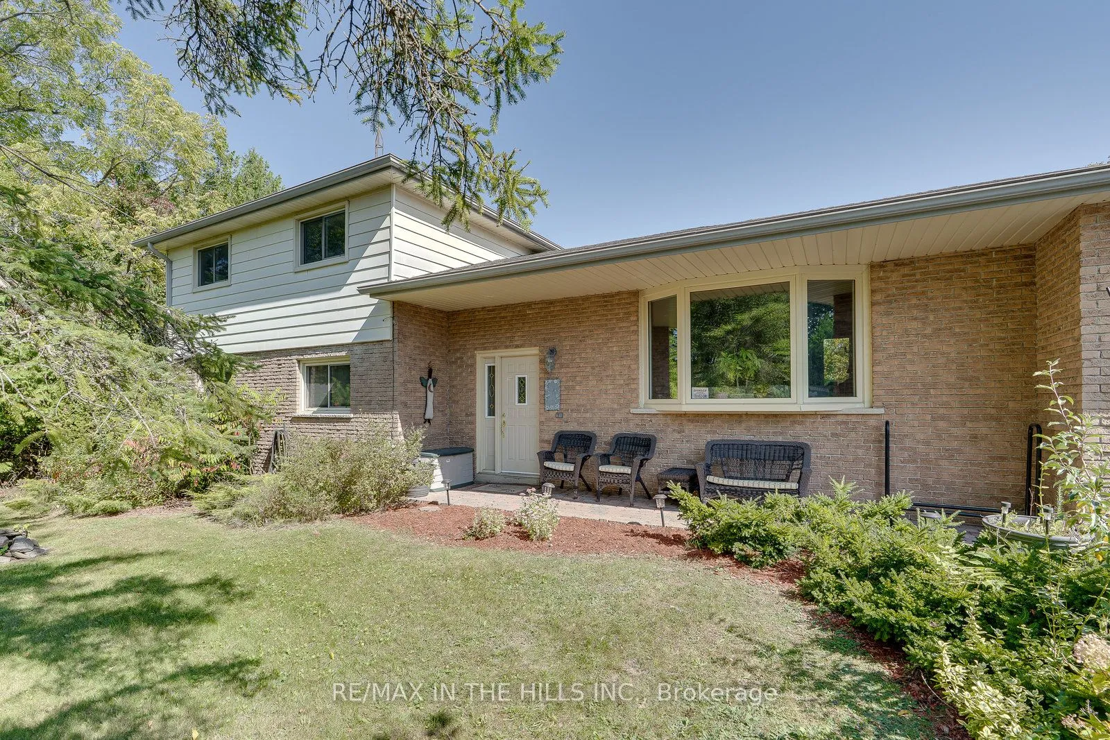 16281 Centreville Creek Road, ON L7C 3C5