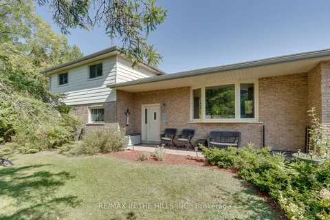 16281 Centreville Creek Road, ON L7C 3C5