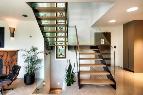 57 Baby Point Crescent, ON M6S 2B7