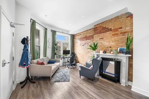 13 Spencer Avenue, ON M6K 2J4