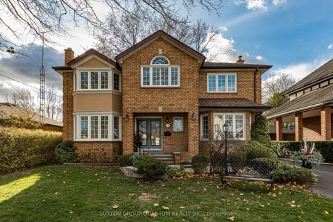 1486 Myron Drive, ON L5E 2N6